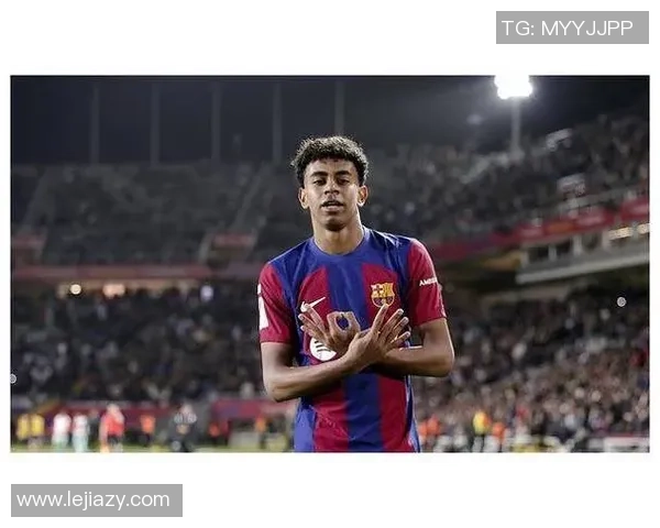 楚阿梅尼的崛起与挑战：探索年轻球员在国际足坛的未来之路